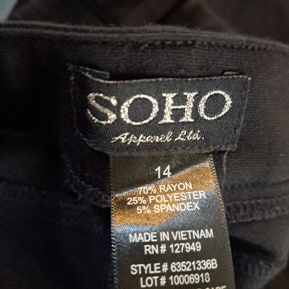 SOHO Apparel Ltd Women 14 Stretch Straight Leg Black Zip Pants 2 Rear Pockets - Picture 3 of 14